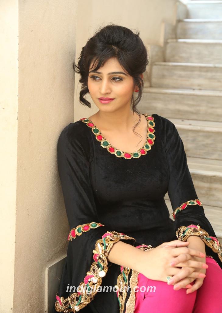 Shamili Actress hd photo