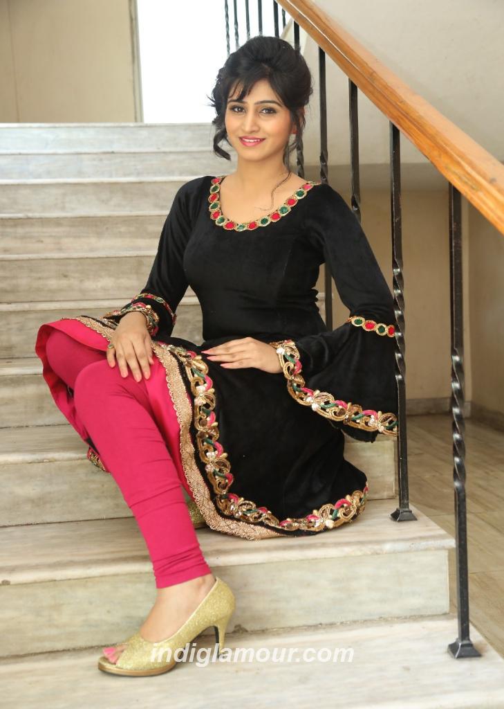 Shamili Actress hd photo