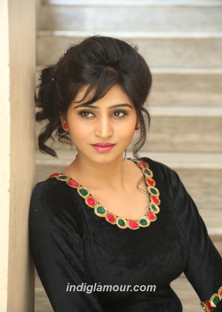 Shamili Actress hd photo