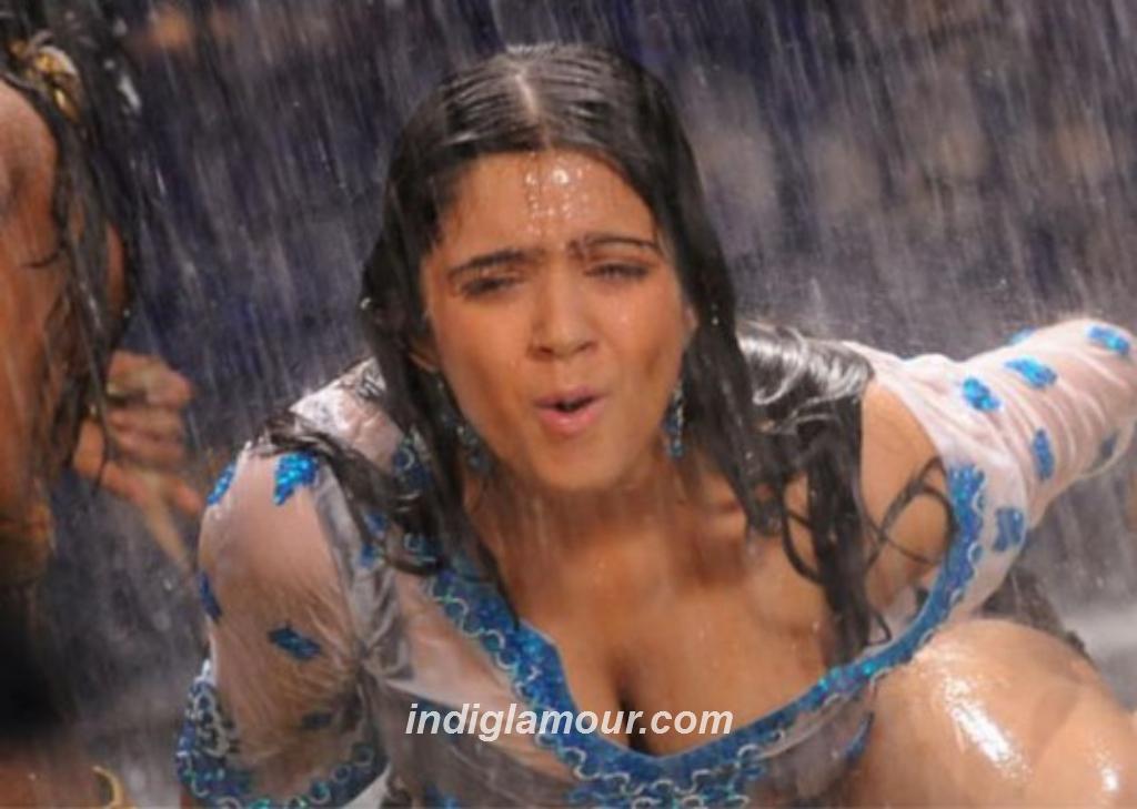 Charmy Kaur Actress hd photo