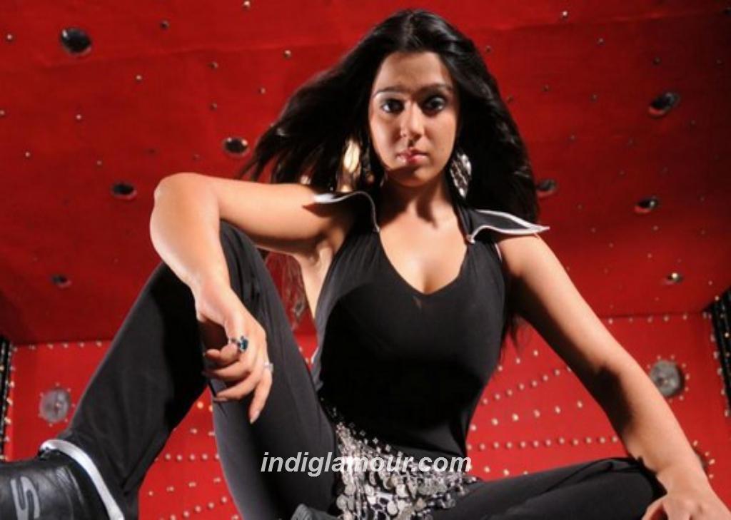 Charmy Kaur Actress hd photo