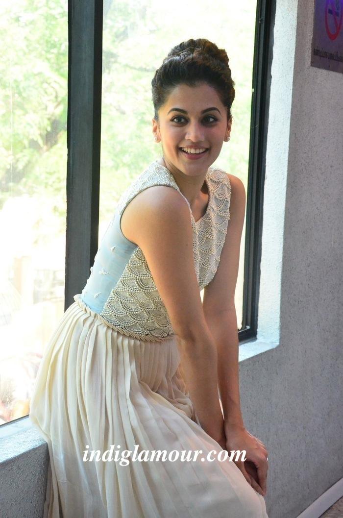 Taapsee Pannu Actress hd photo