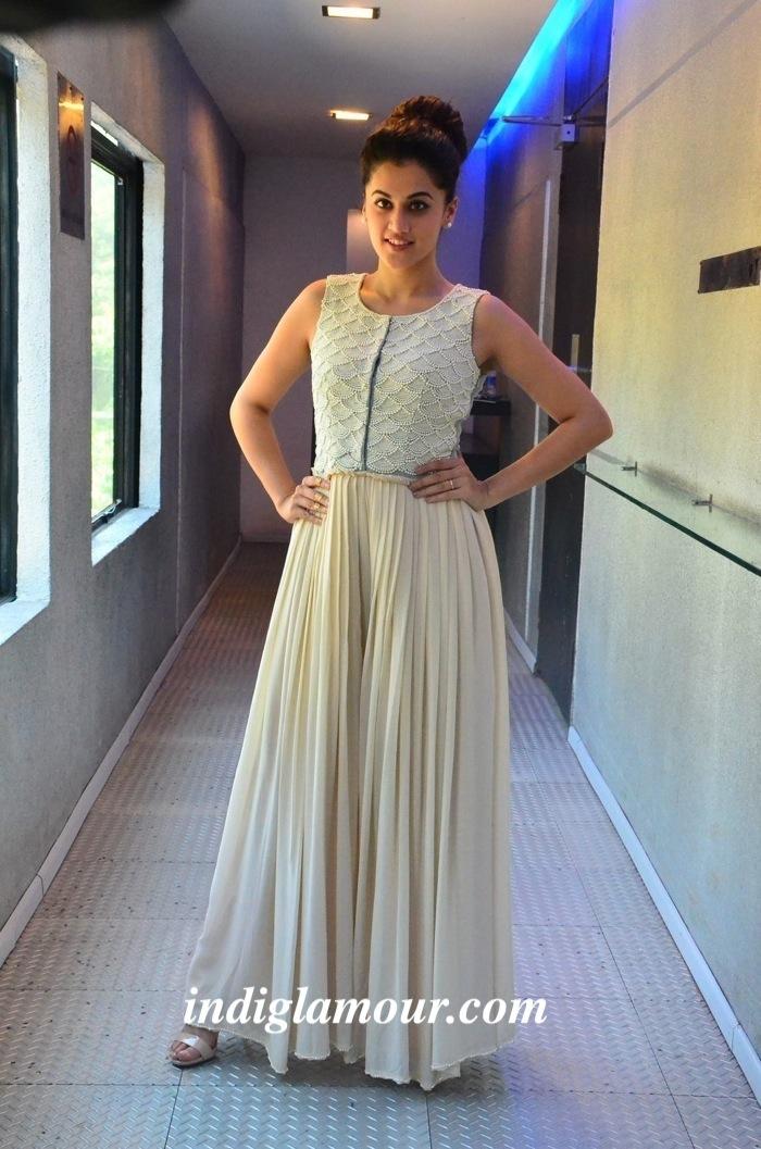Taapsee Pannu Actress hd photo