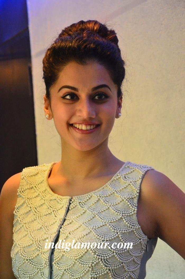 Taapsee Pannu Actress hd photo