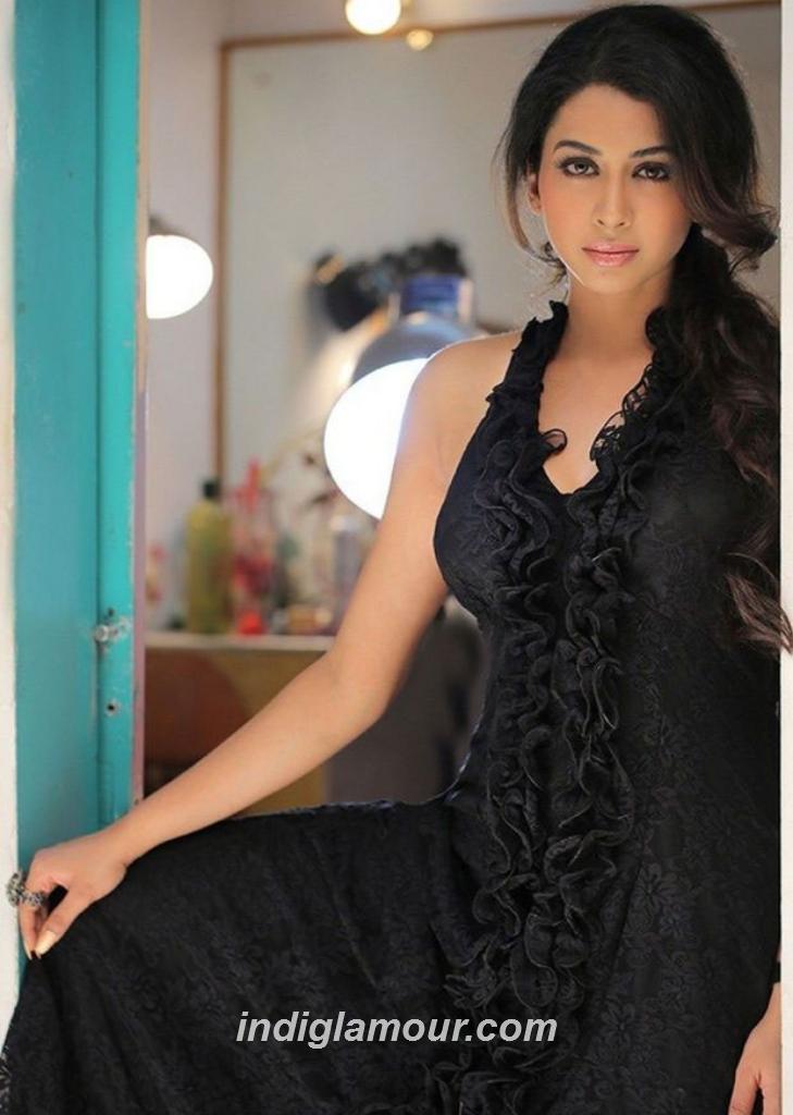 Gayathri Iyer Actress hd photo