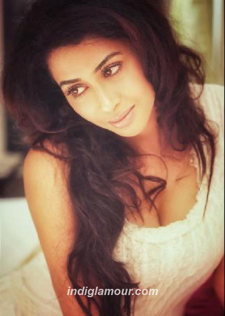 Gayathri Iyer Actress hd photo