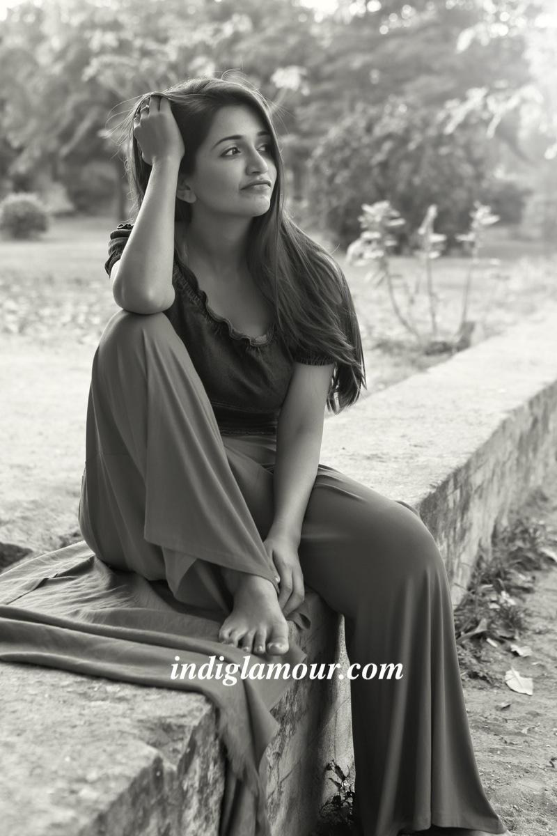 Anaika Soti Actress hd photo