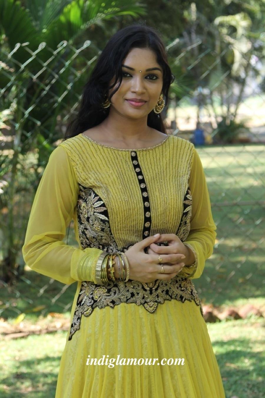 Sri Priyanka Actress hd photo