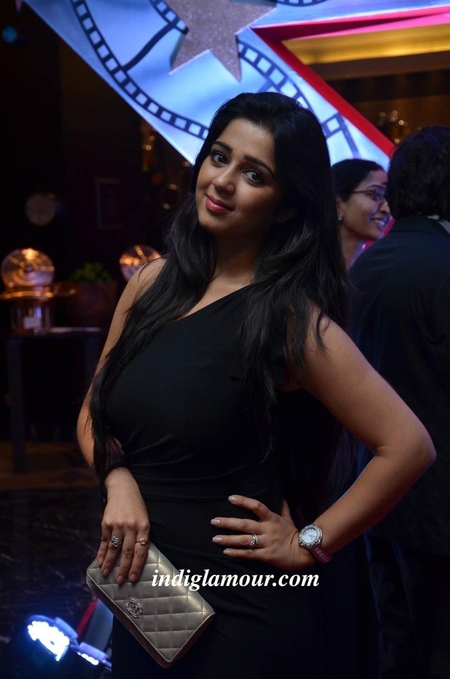 Charmy Kaur Actress hd photo