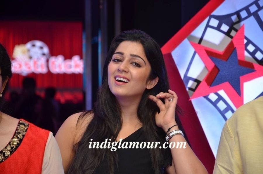 Charmy Kaur Actress hd photo