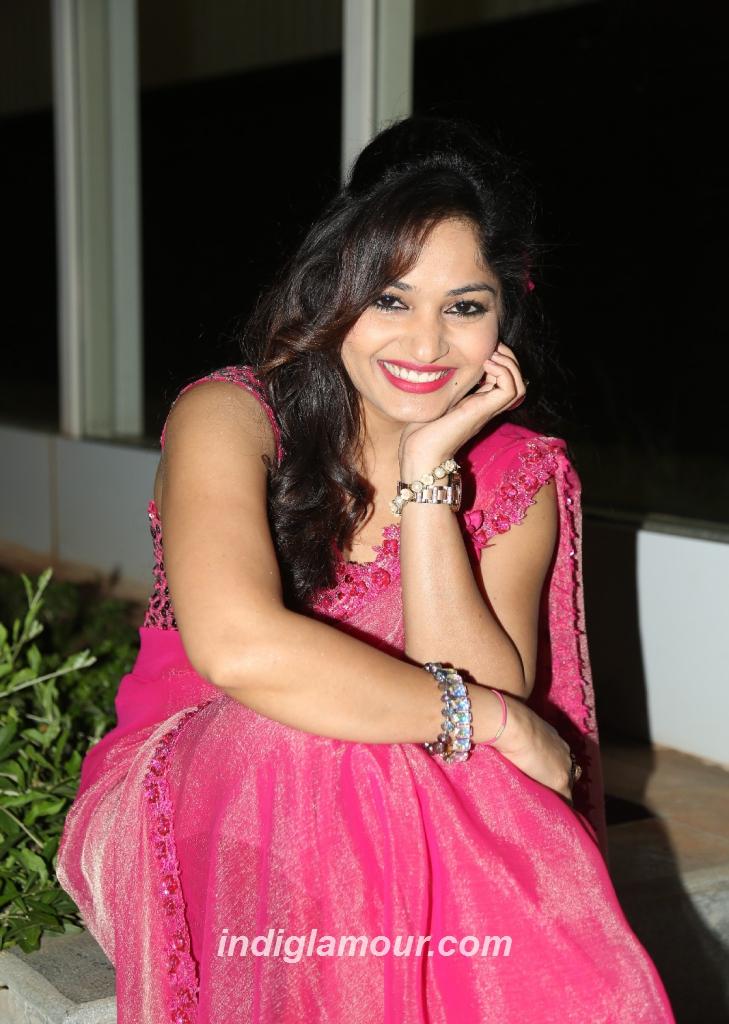 Madhavi Latha Actress hd photo