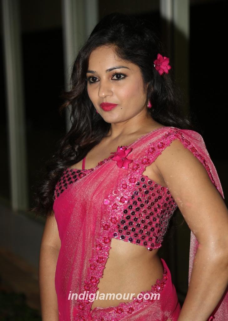 Madhavi Latha Actress hd photo