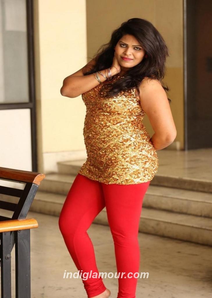 Sithara Ready Actress hd photo