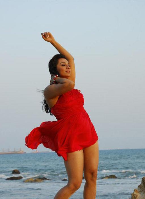 Asha Saini Actress hd photo