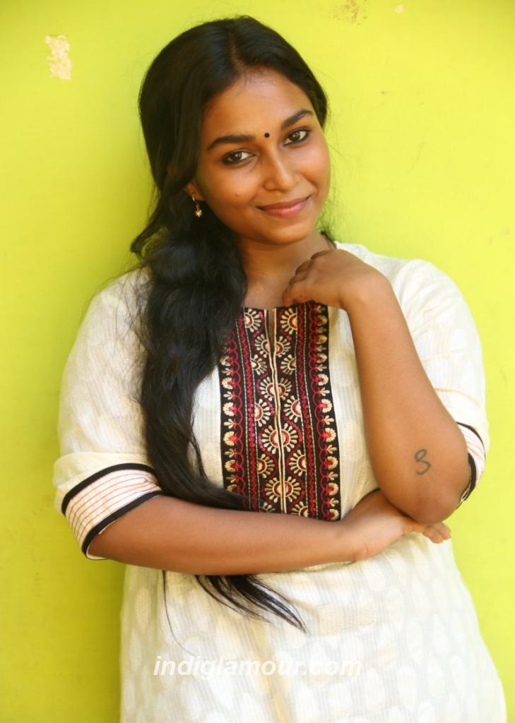 Swathi Shanmugam Actress hd photo