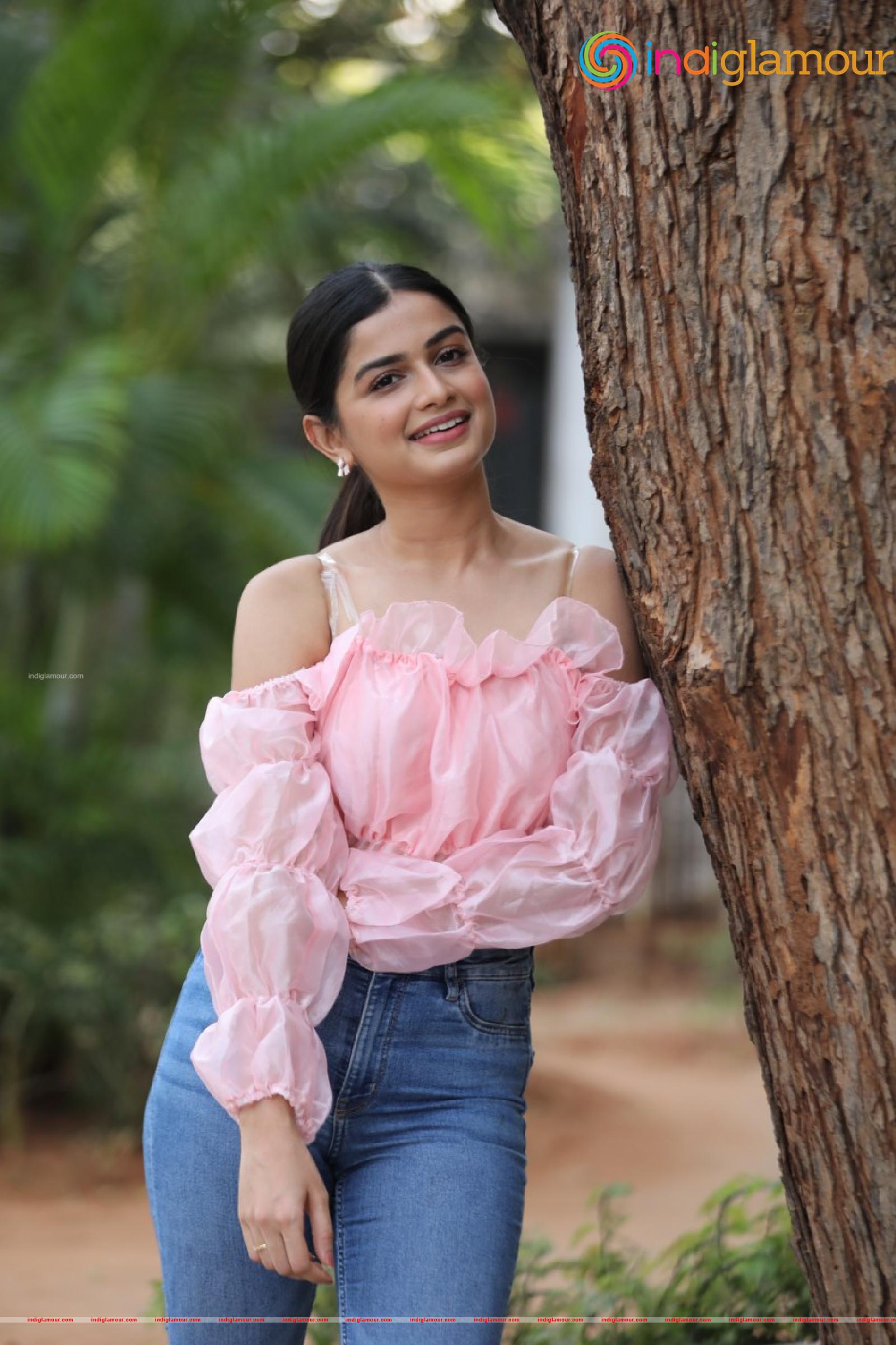 Hemal Ingle Actress hd photo