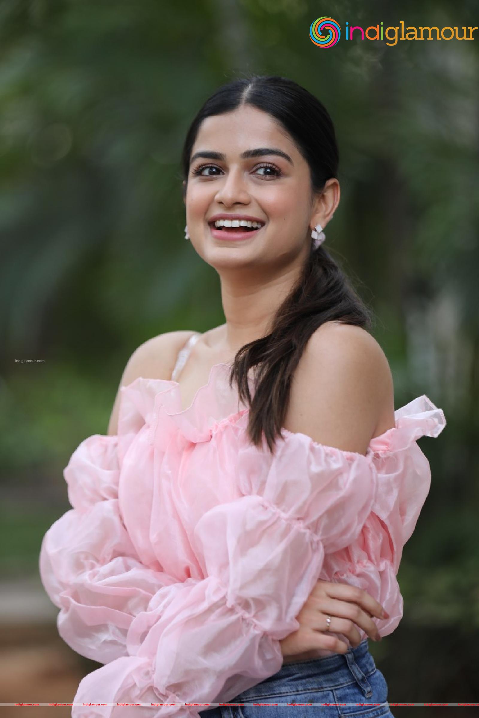 Hemal Ingle Actress hd photo