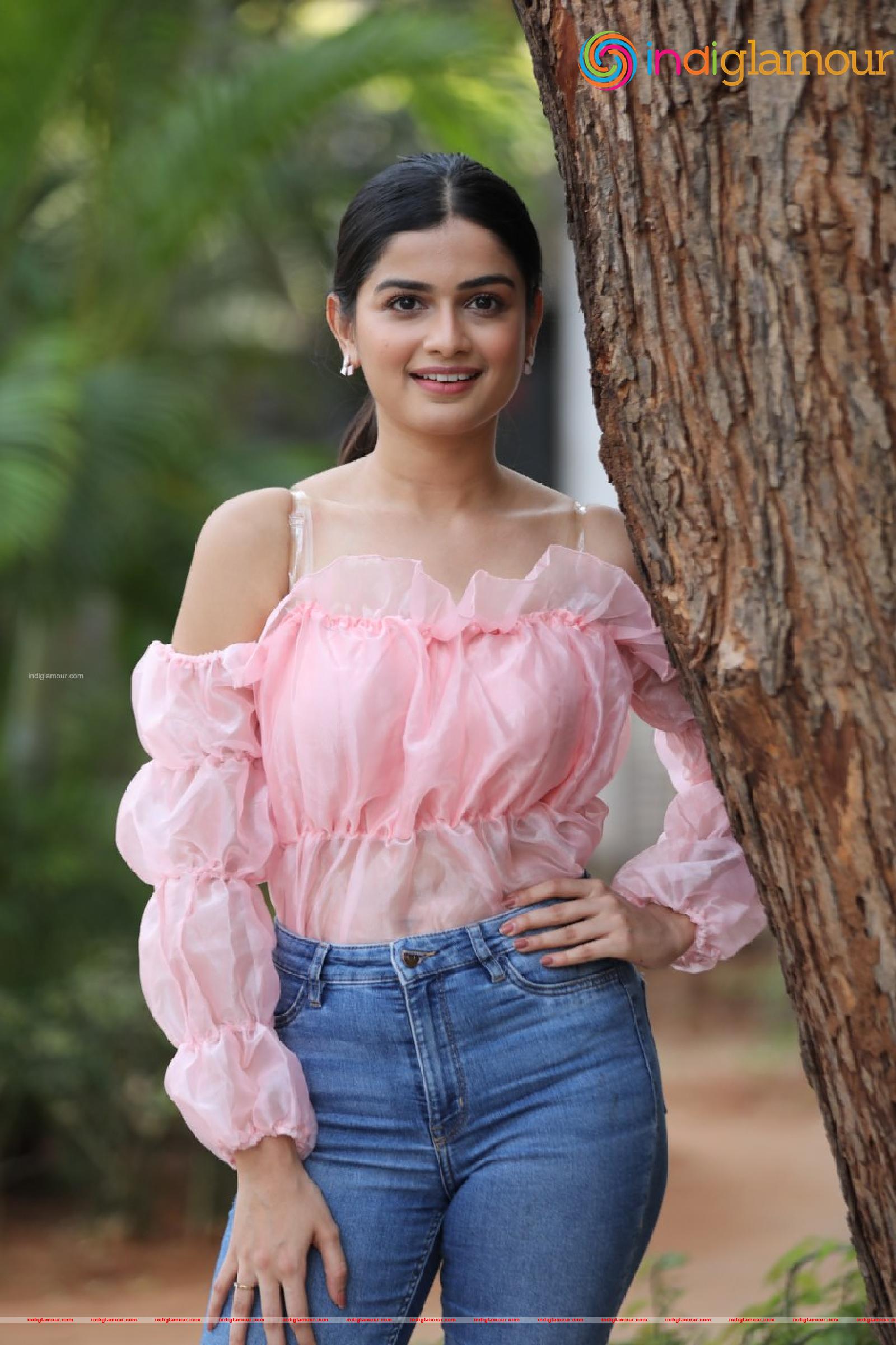Hemal Ingle Actress hd photo
