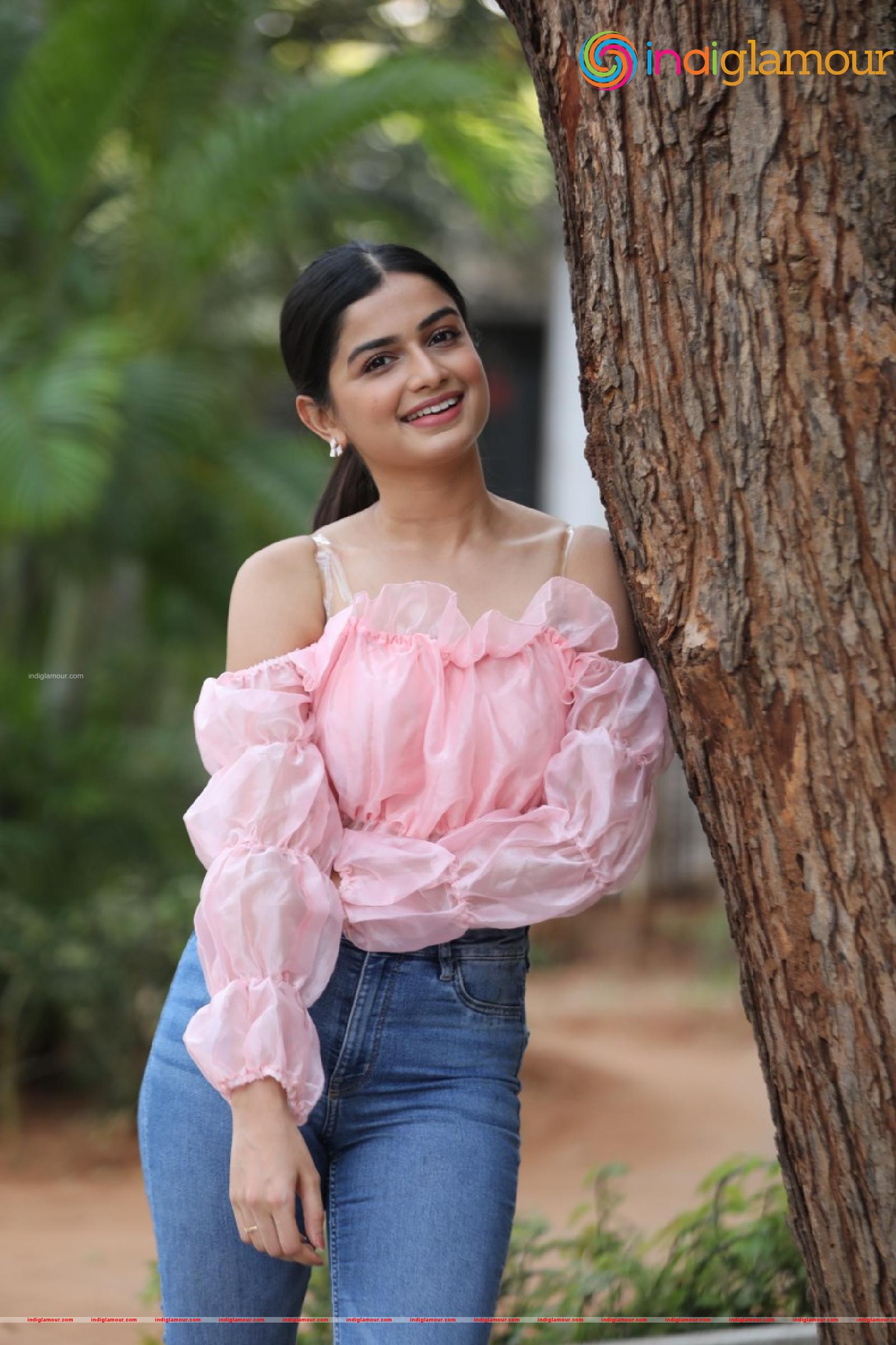 Hemal Ingle Actress hd photo