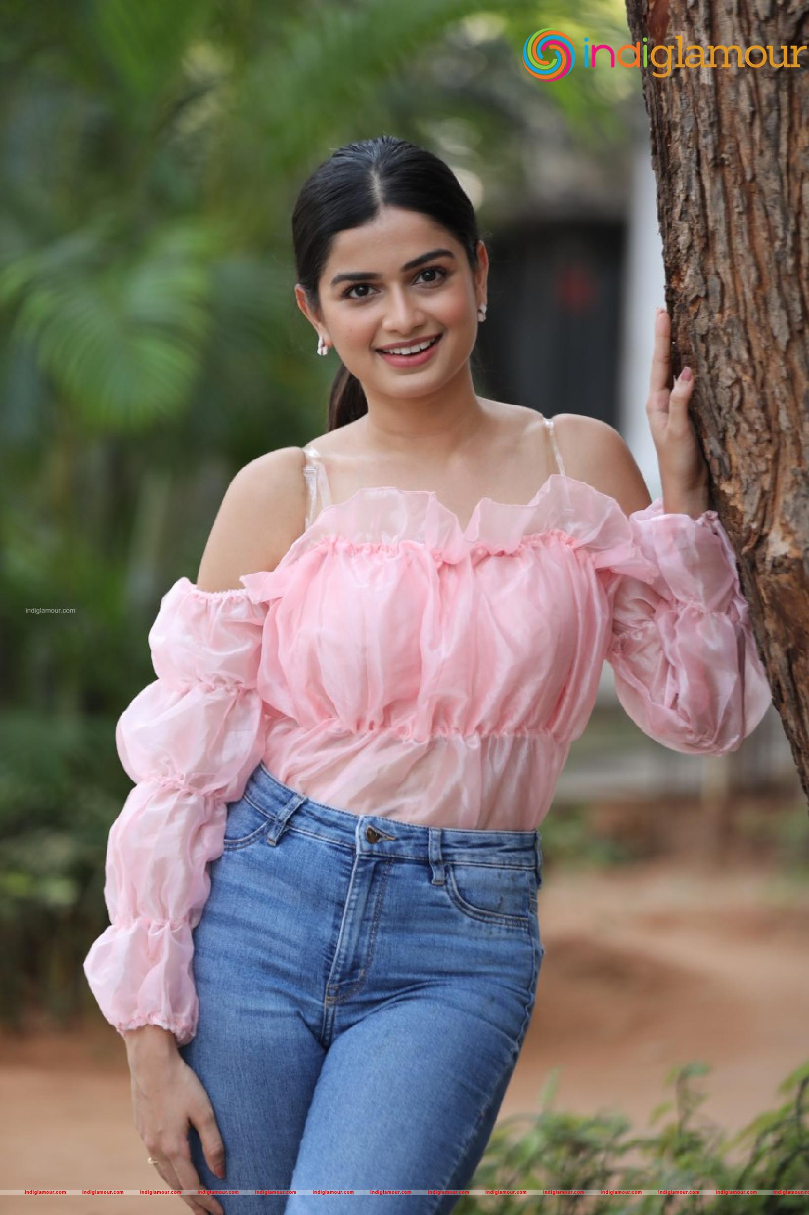 Hemal Ingle Actress hd photo
