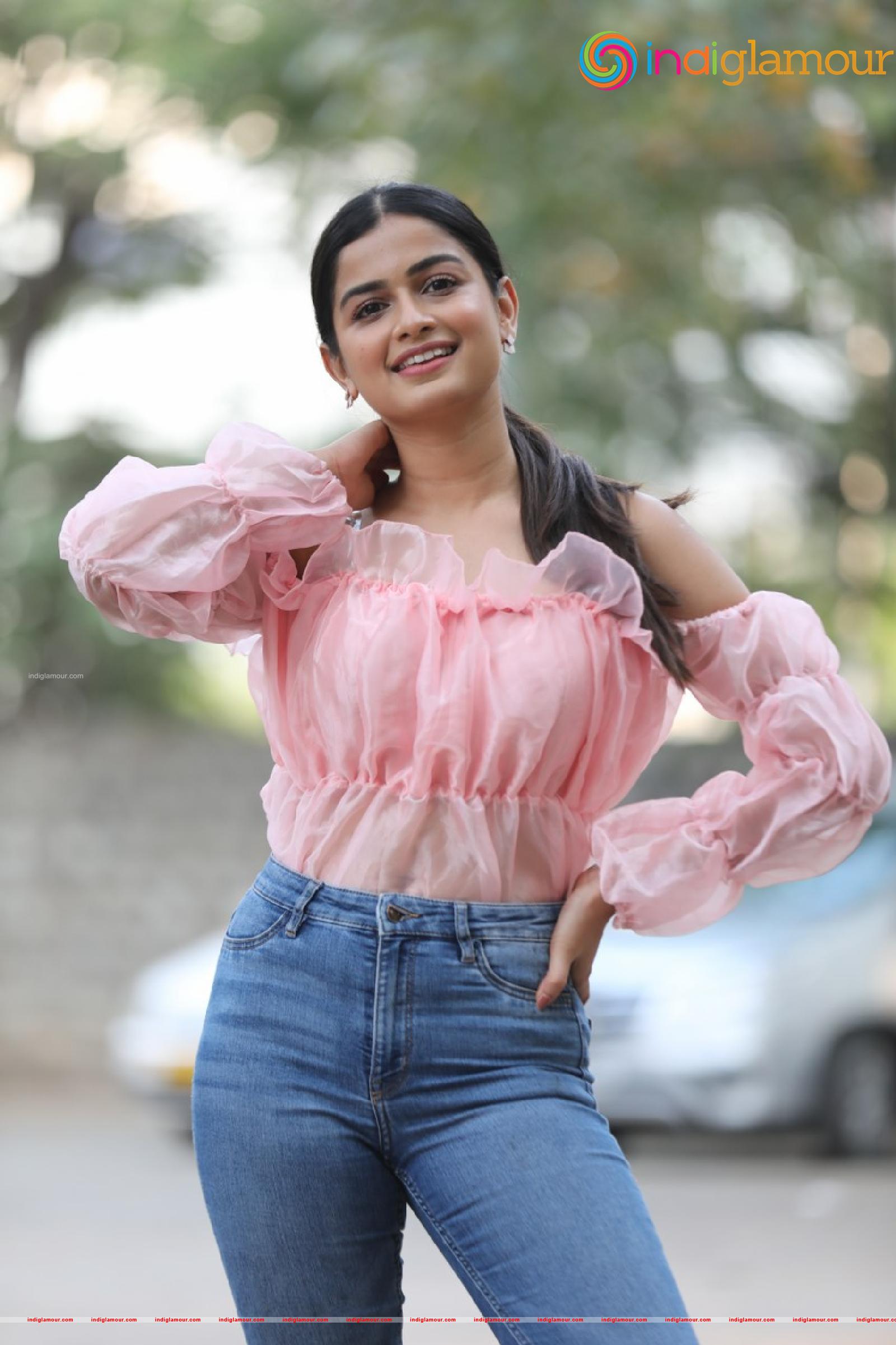 Hemal Ingle Actress hd photo
