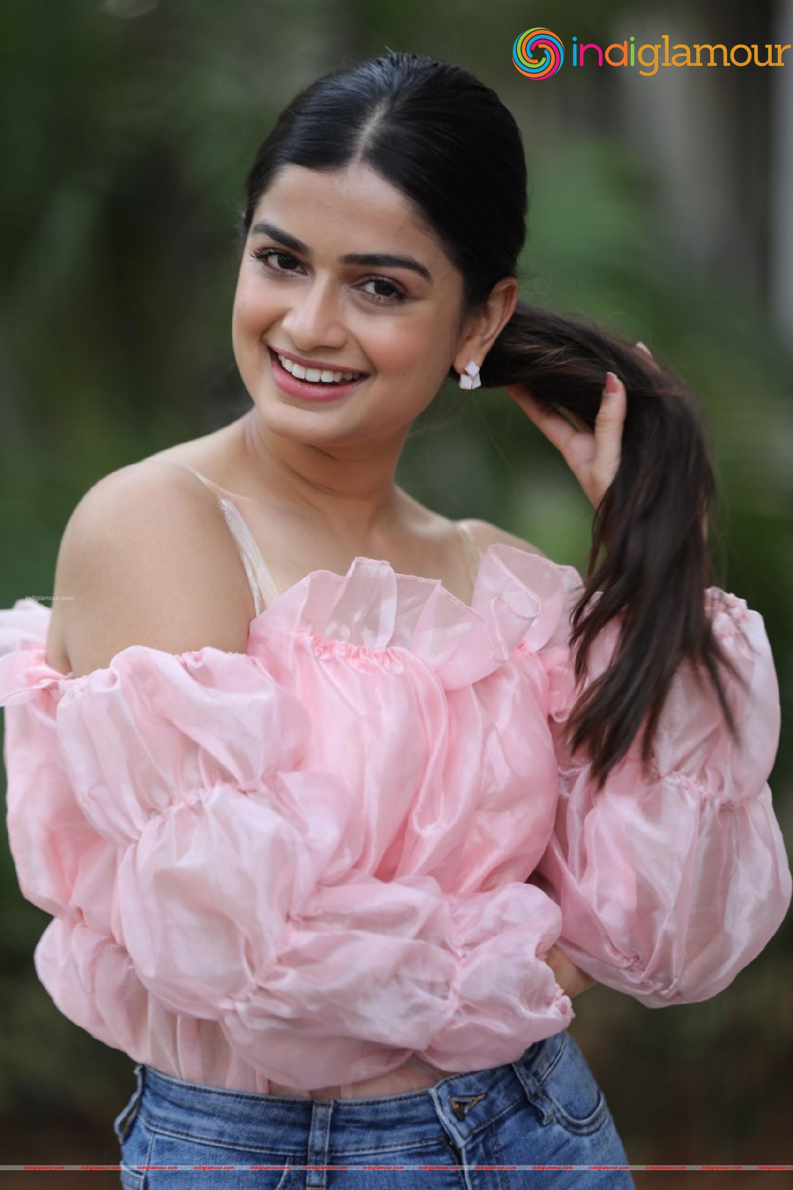 Hemal Ingle Actress hd photo