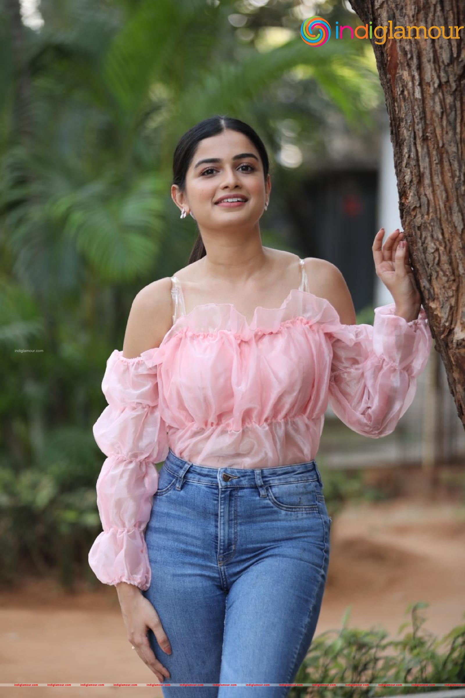 Hemal Ingle Actress hd photo