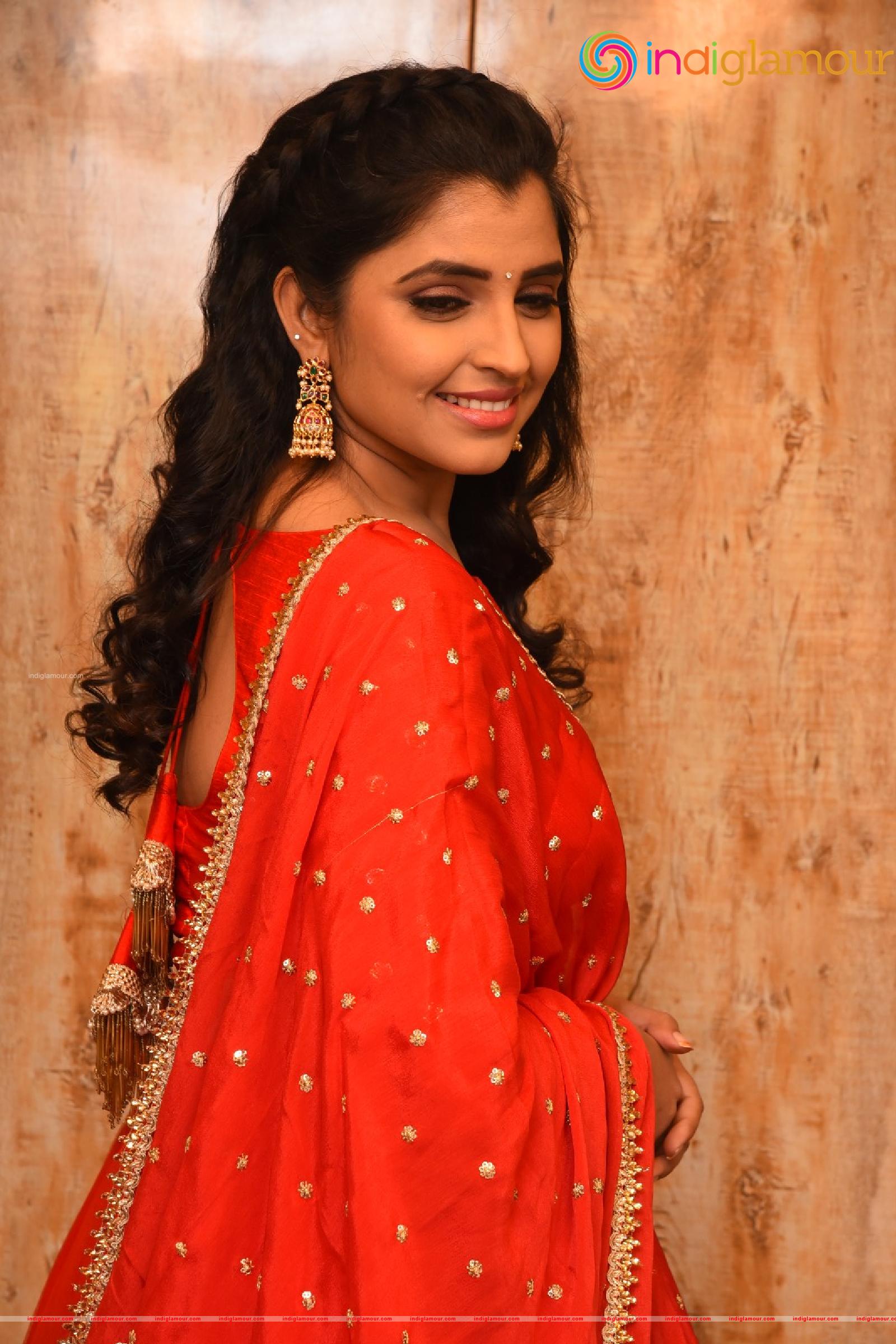Syamala Actress hd photo