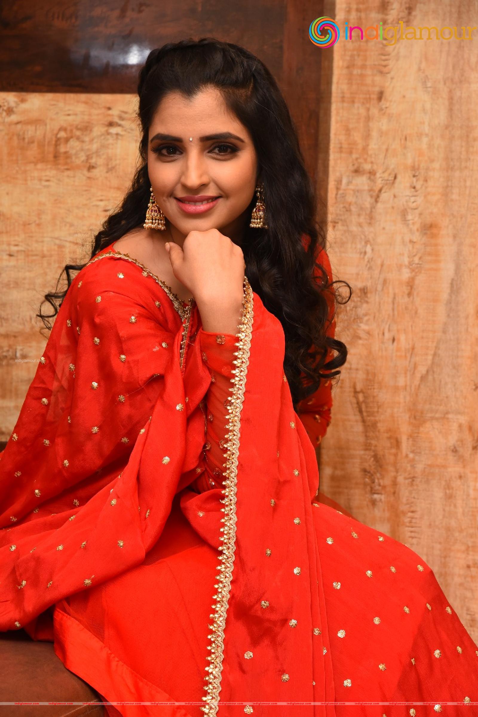 Syamala Actress hd photo