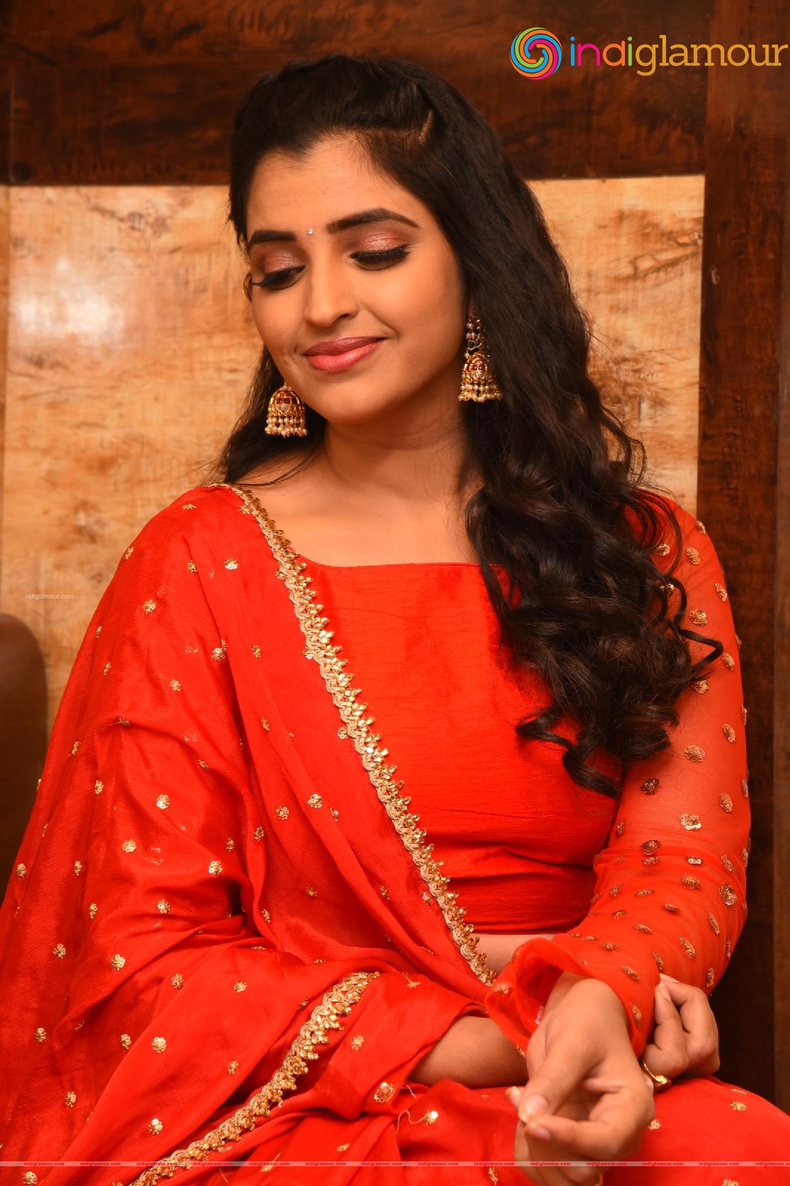 Syamala Actress hd photo