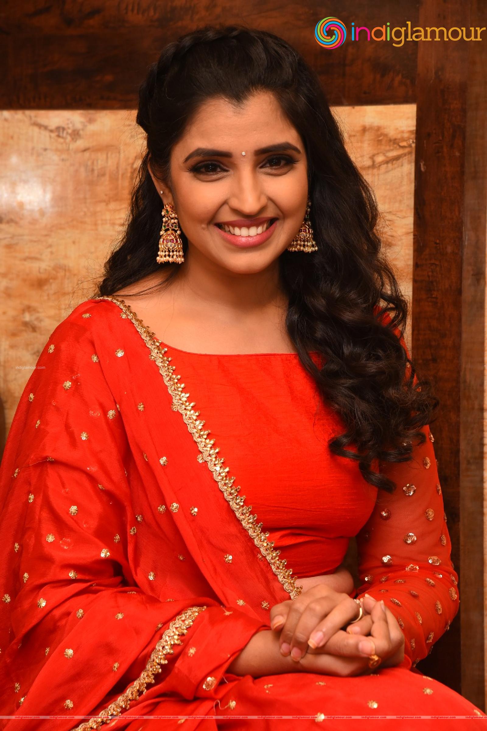 Syamala Actress hd photo
