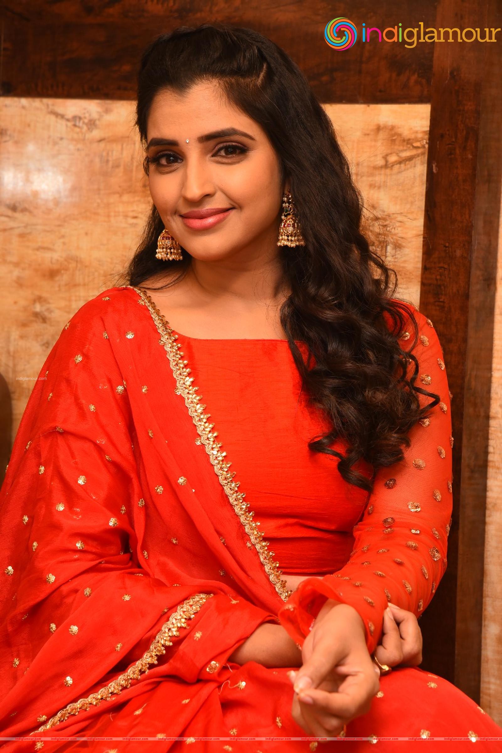 Syamala Actress hd photo