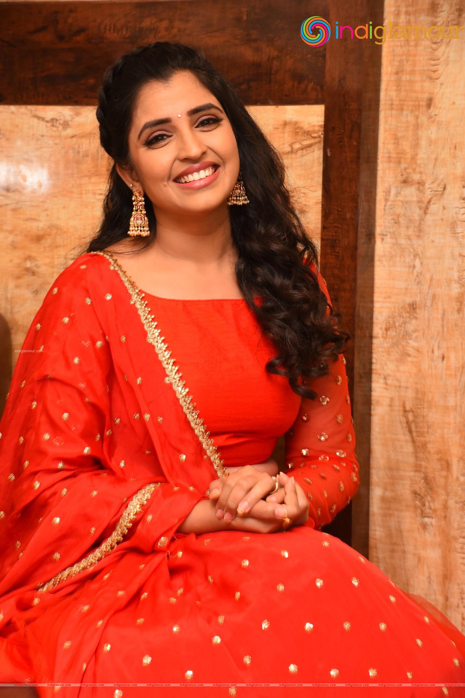 Syamala Actress hd photo