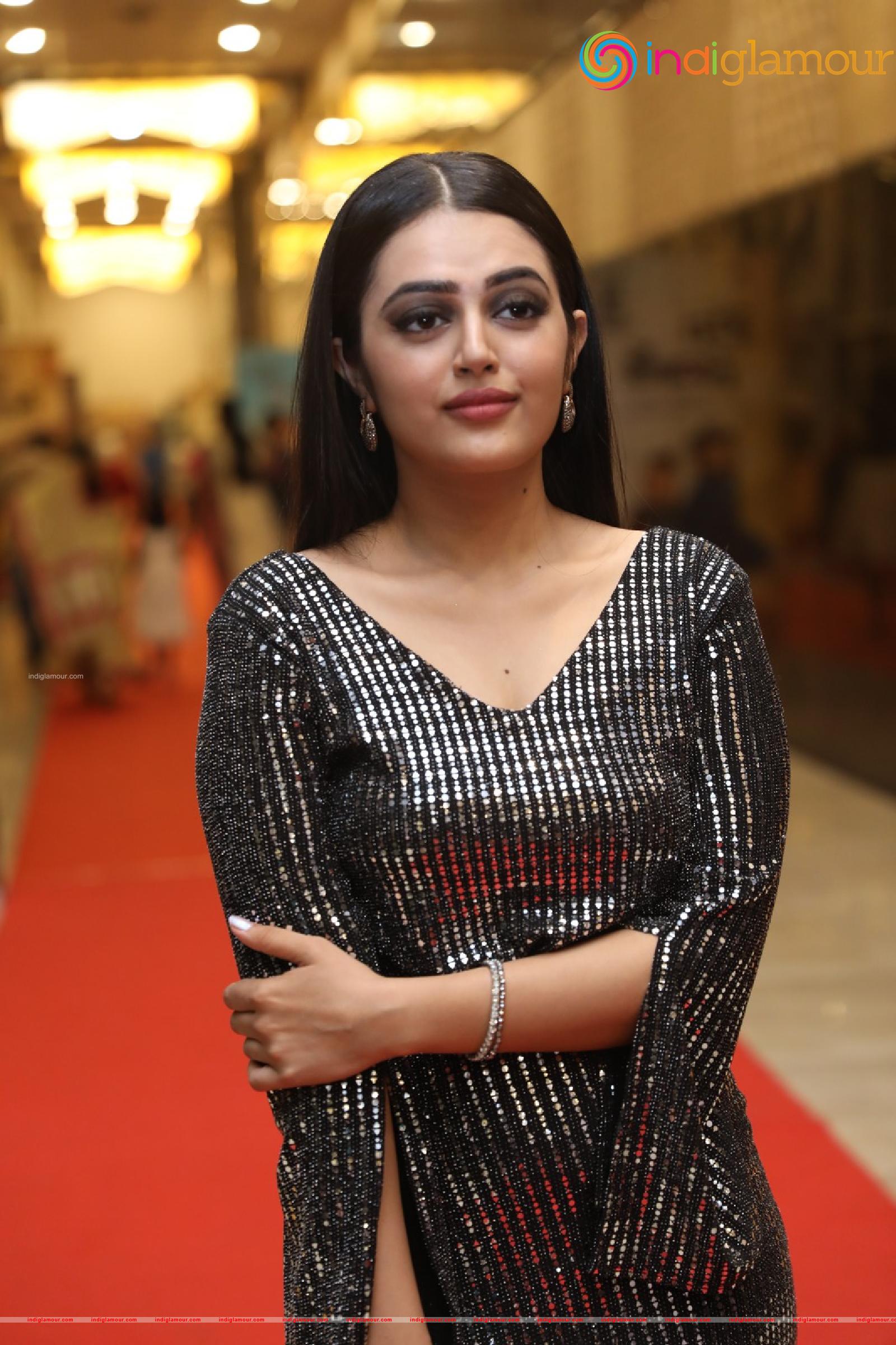 Lovely Singh Actress hd photo