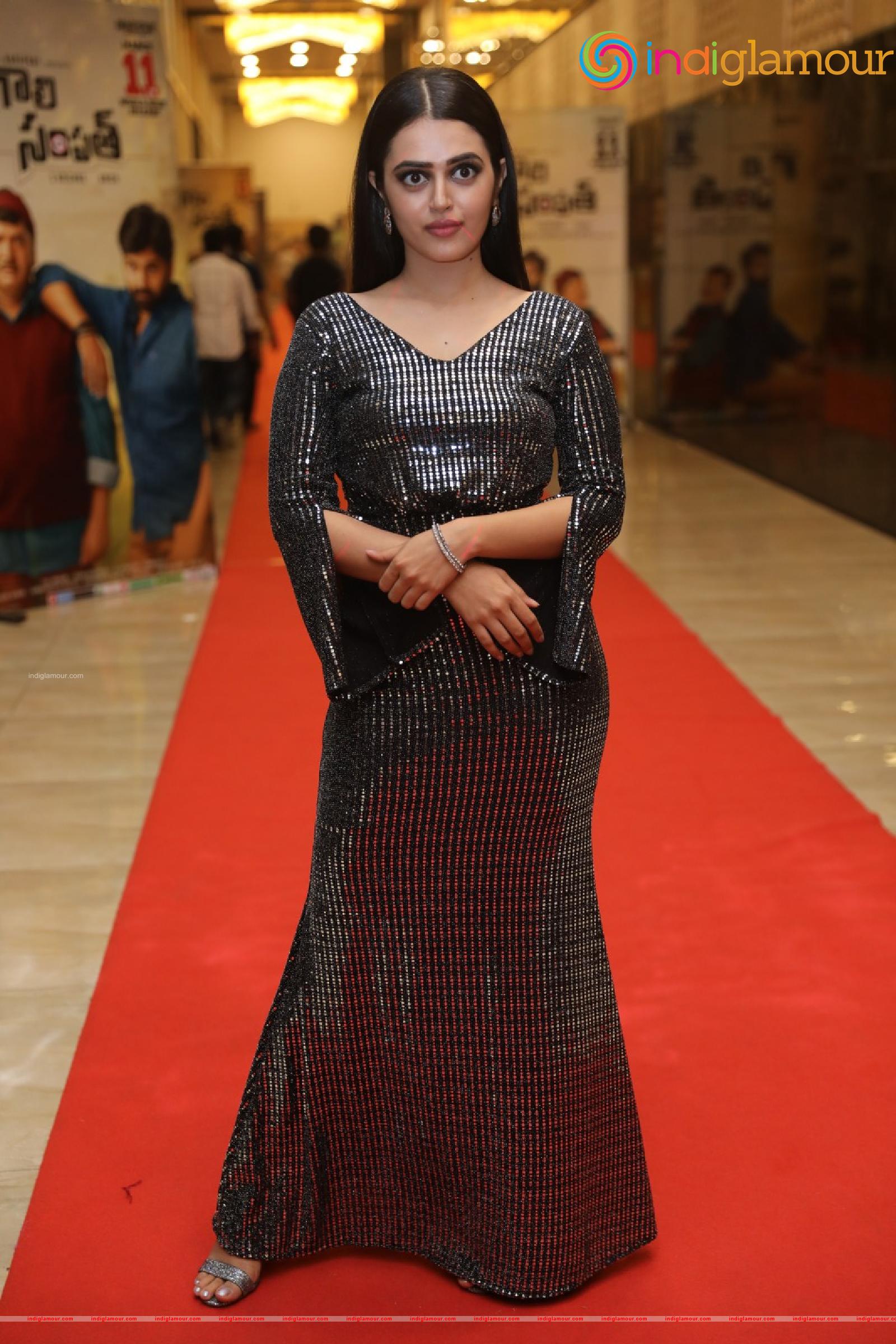 Lovely Singh Actress hd photo