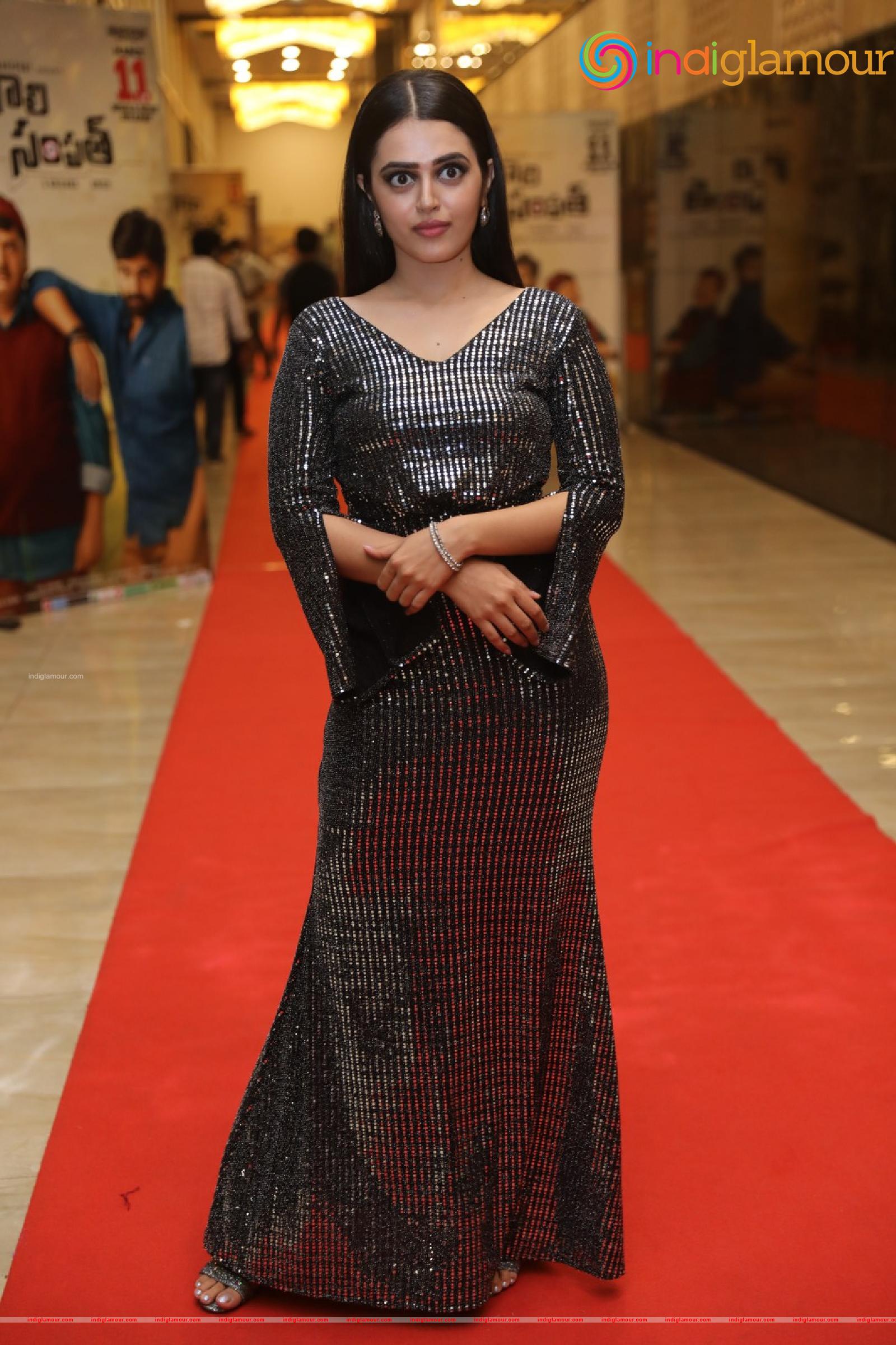 Lovely Singh Actress hd photo