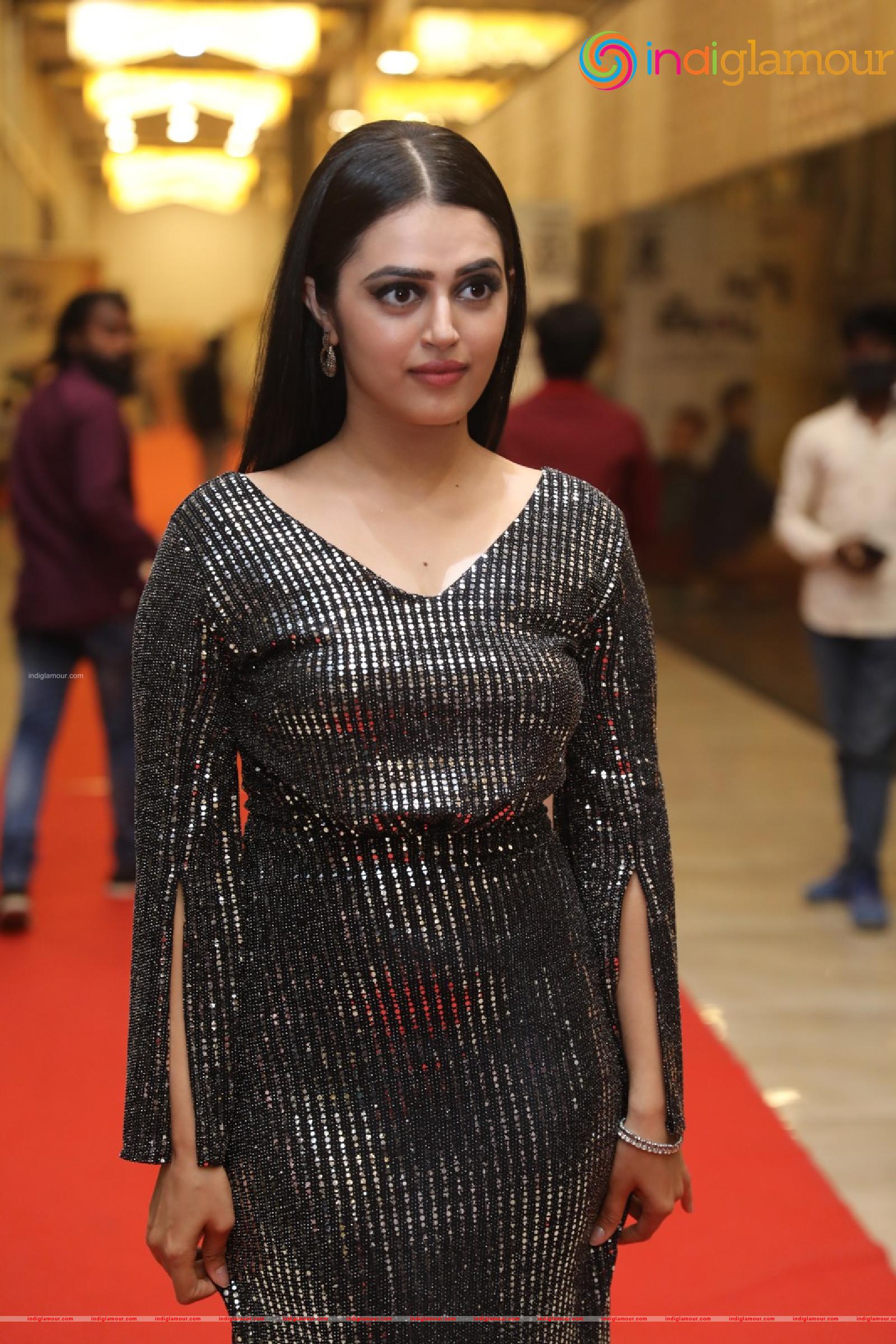 Lovely Singh Actress hd photo