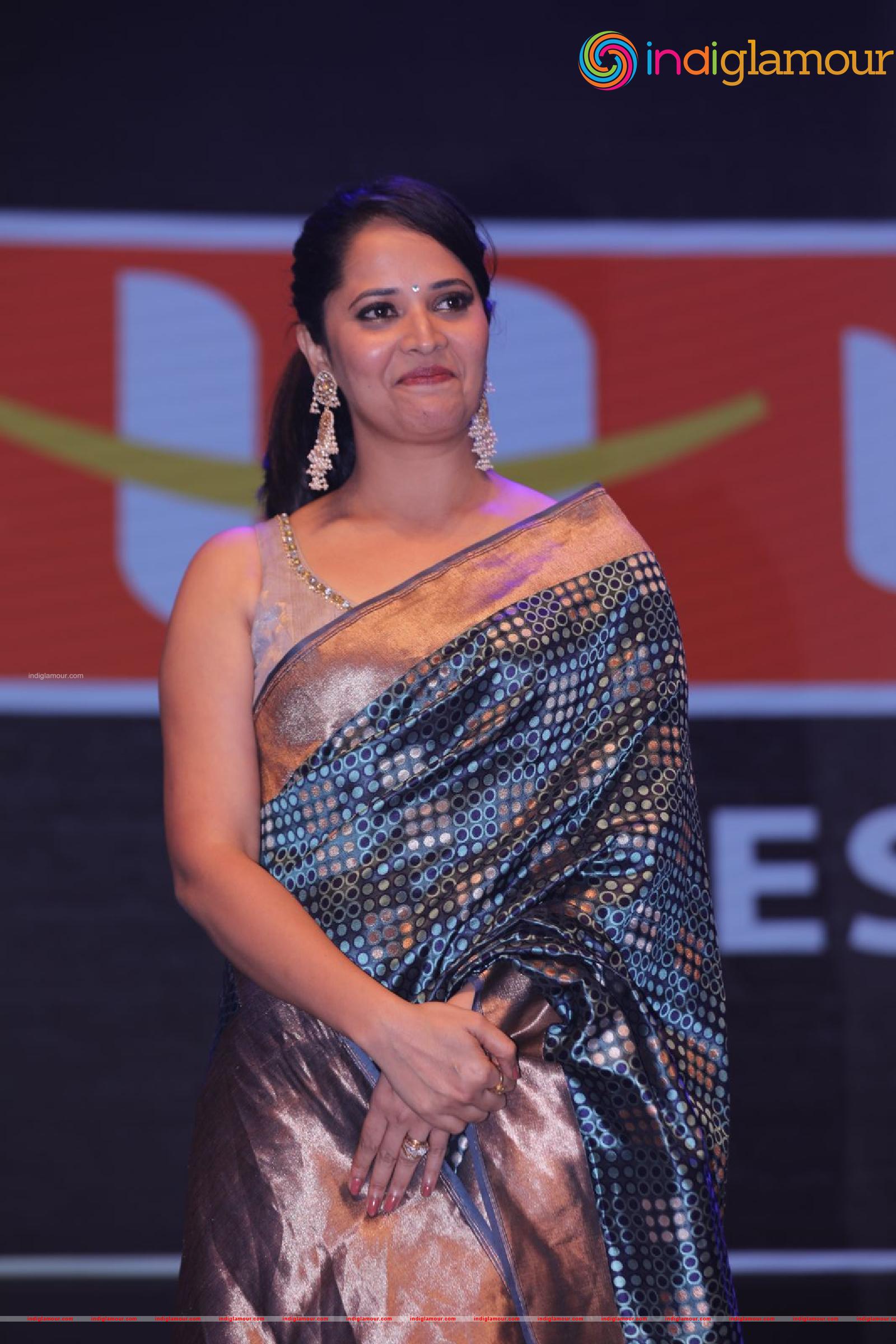 Anasuya Bharadwaj Actress hd photo