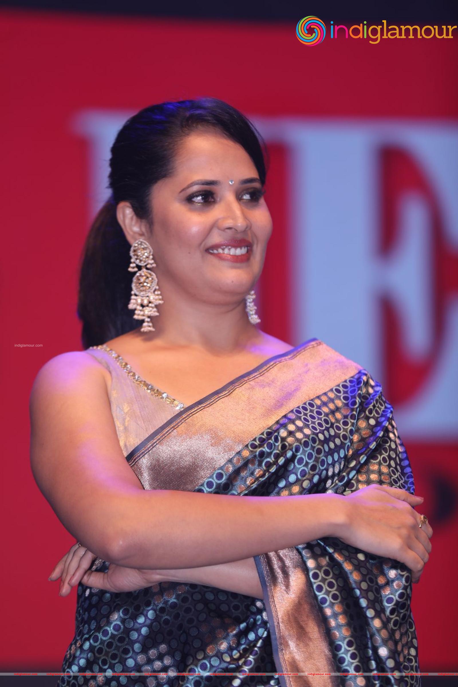 Anasuya Bharadwaj Actress hd photo