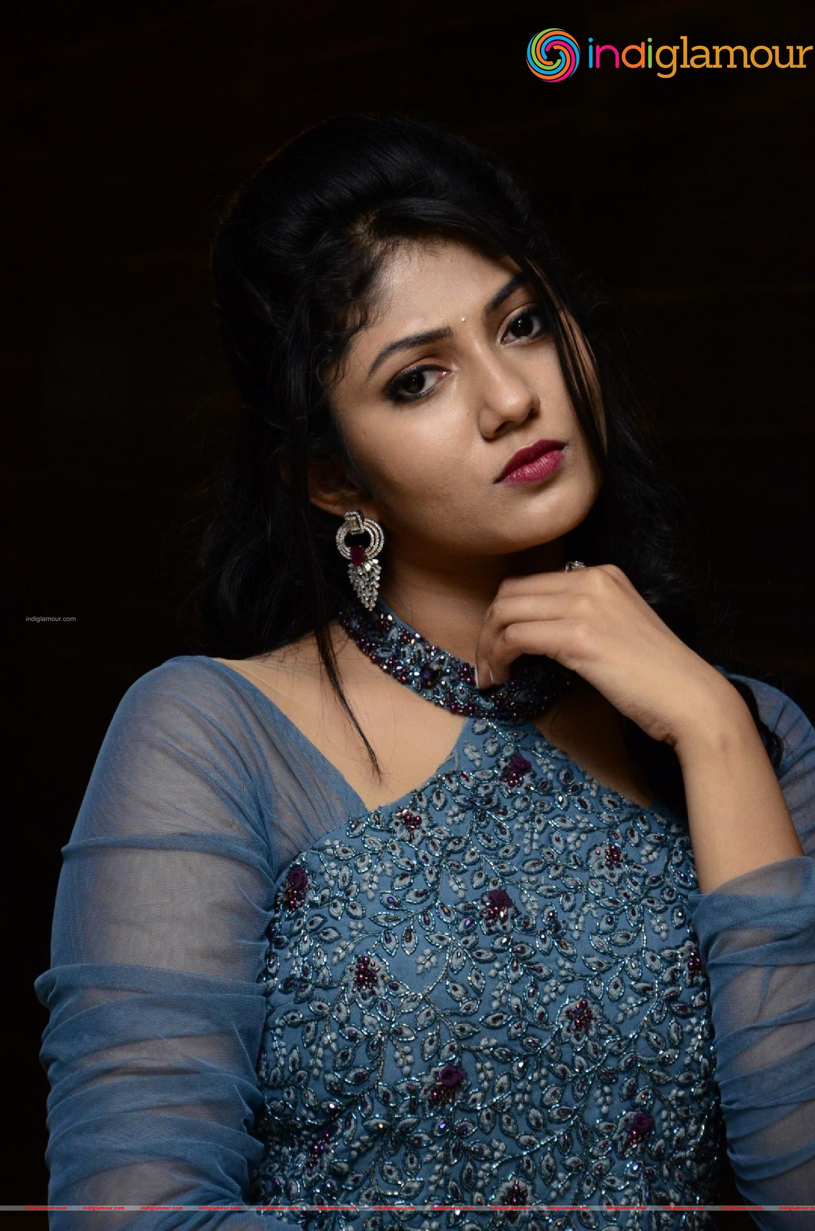 Drishya Raghunath Actress hd photo