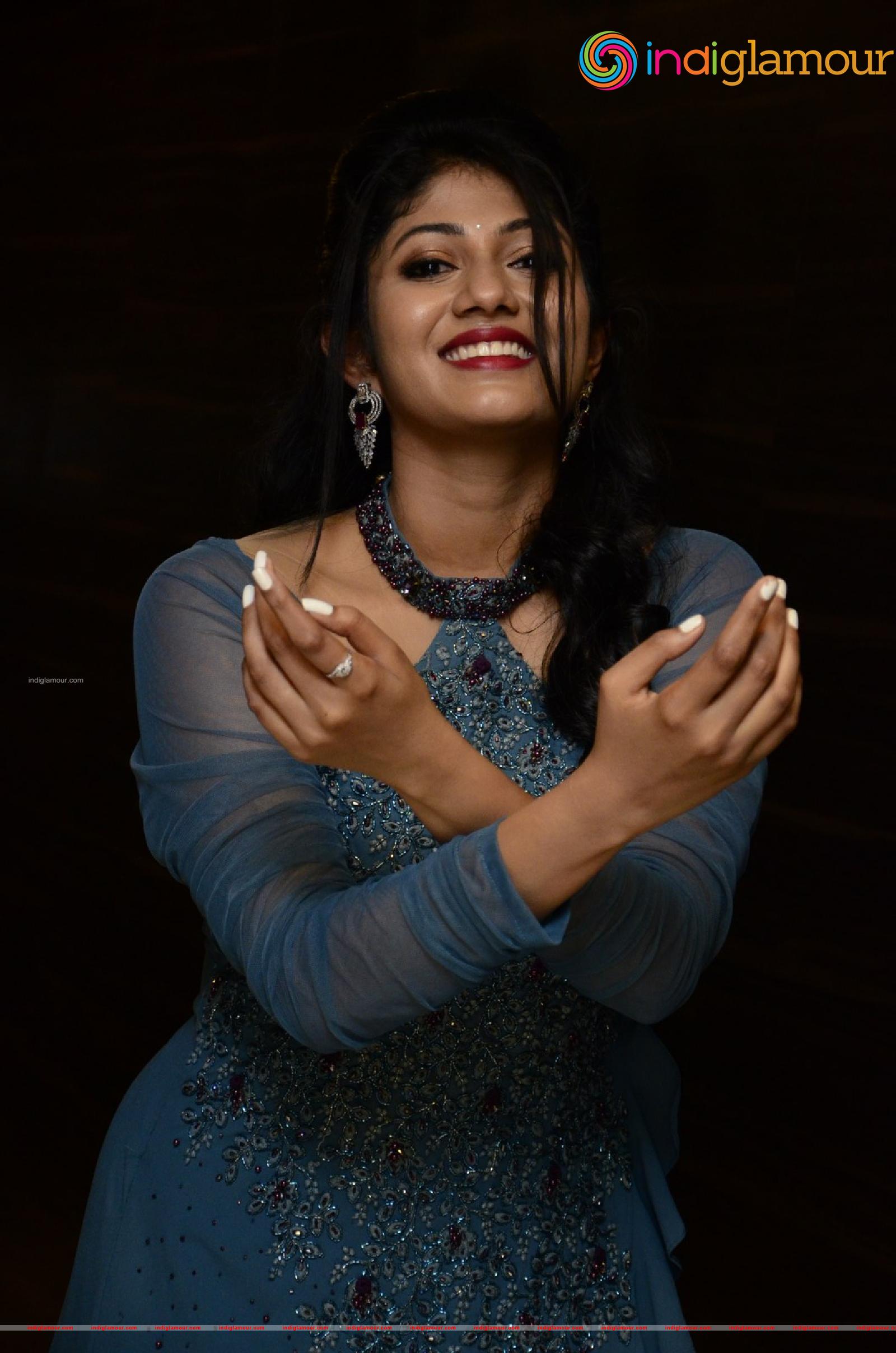 Drishya Raghunath Actress hd photo