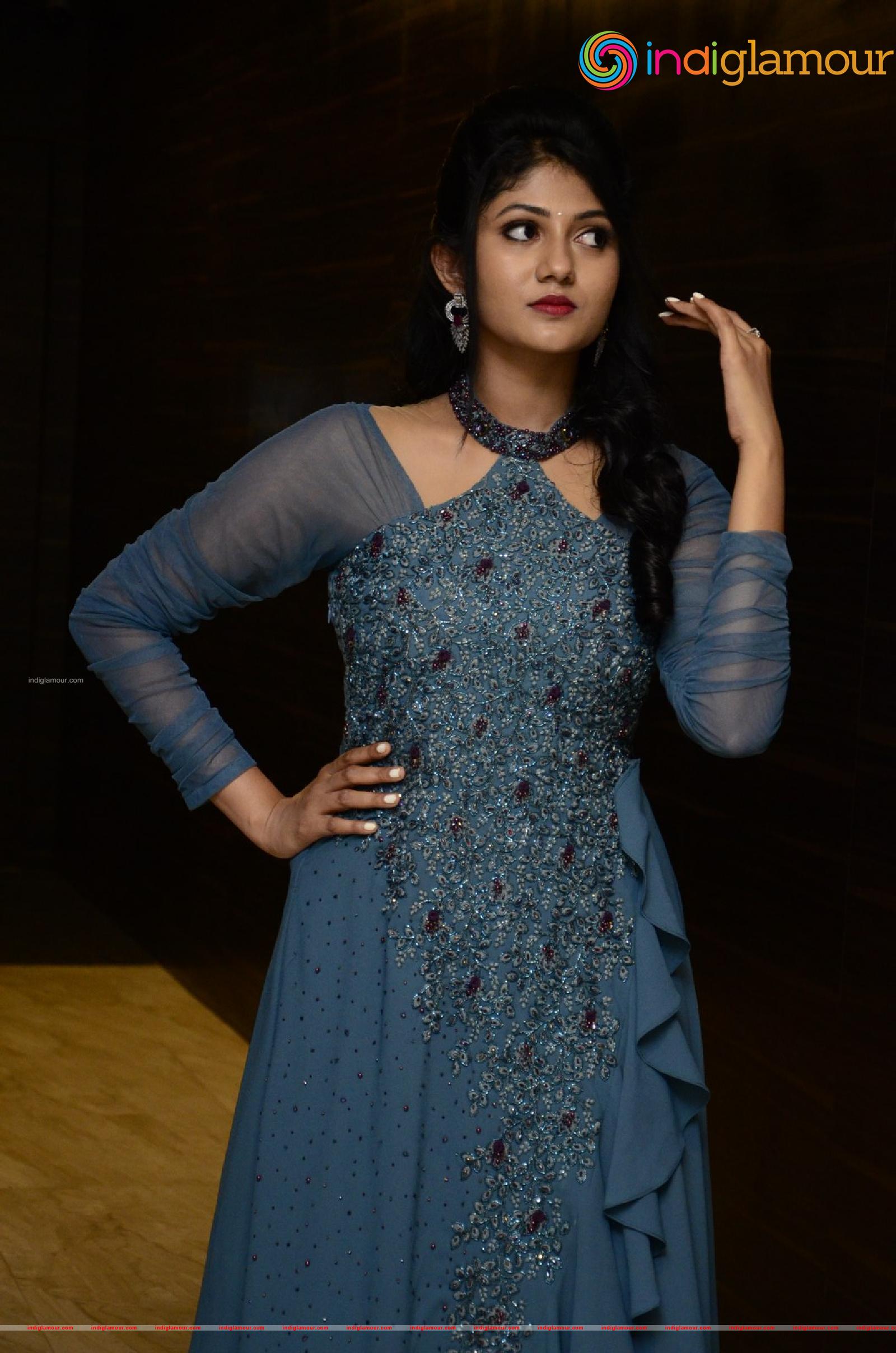 Drishya Raghunath Actress hd photo