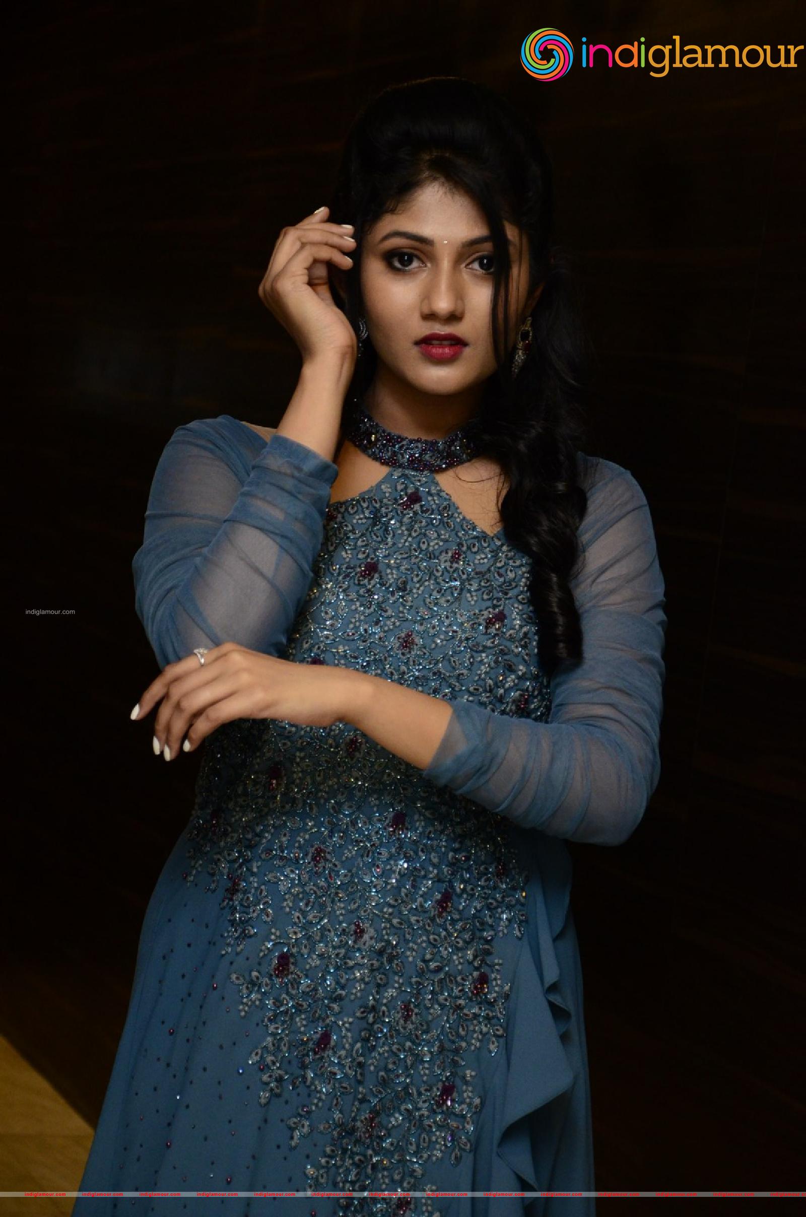 Drishya Raghunath Actress hd photo
