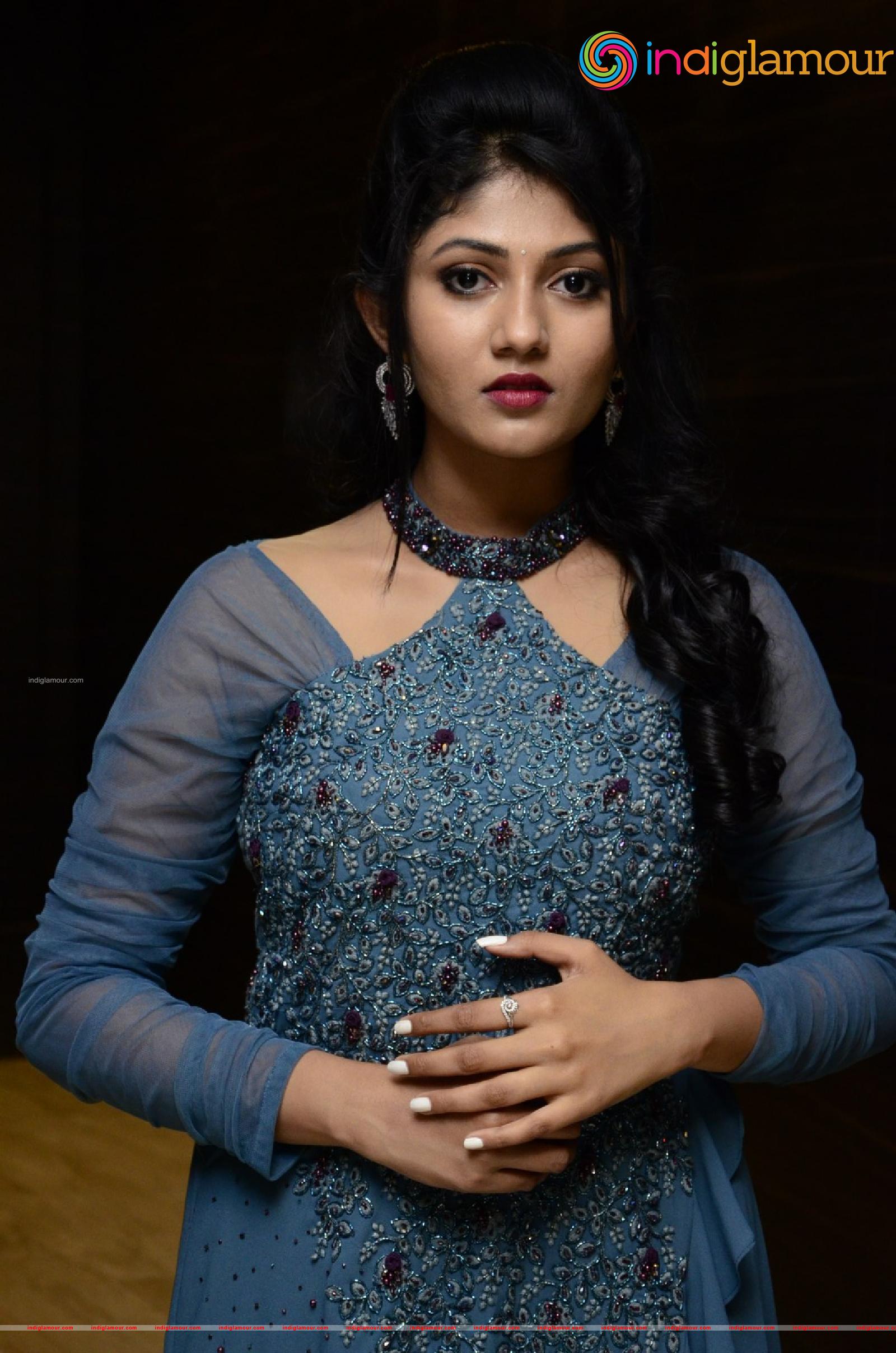 Drishya Raghunath Actress hd photo