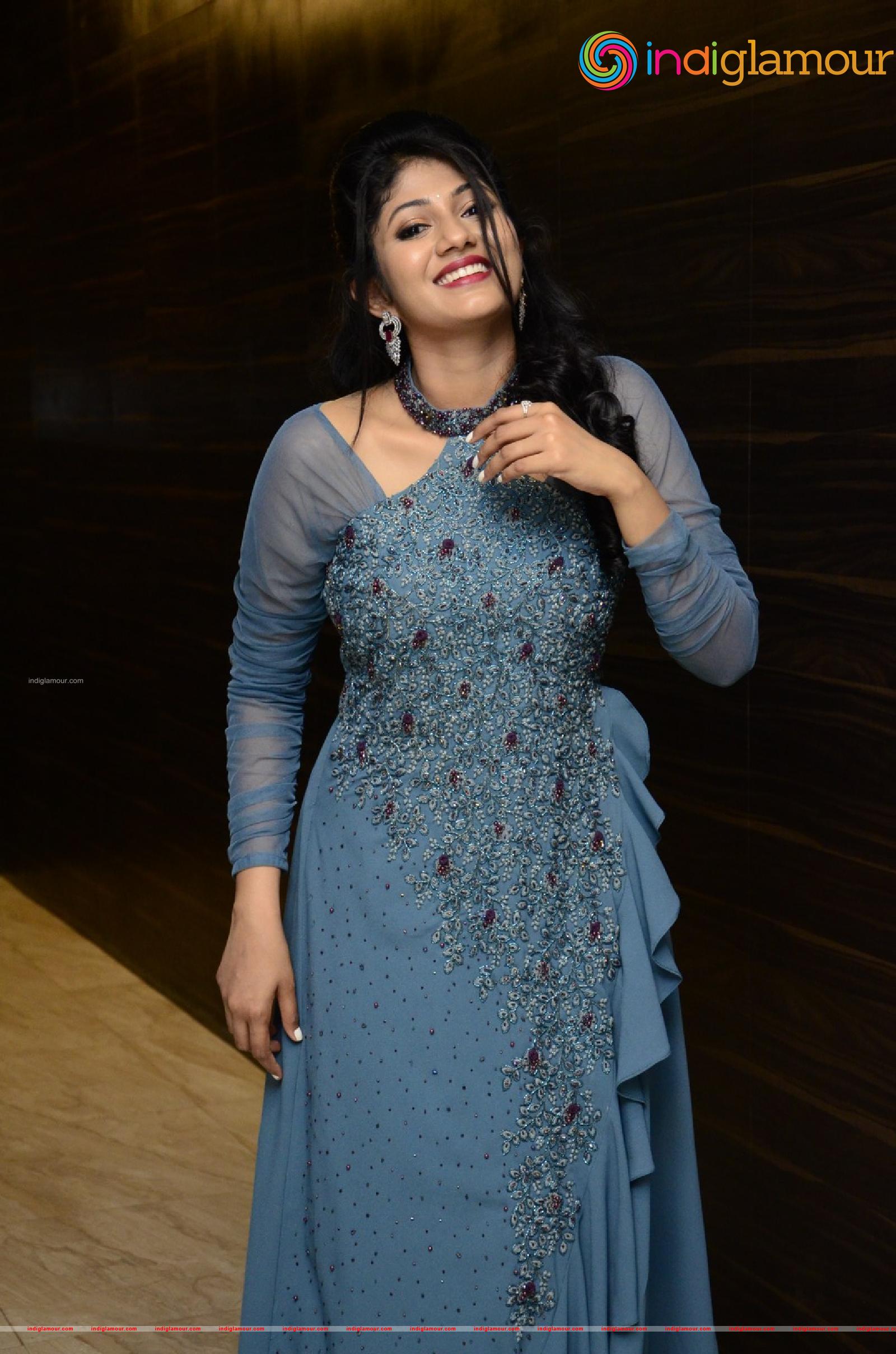 Drishya Raghunath Actress hd photo