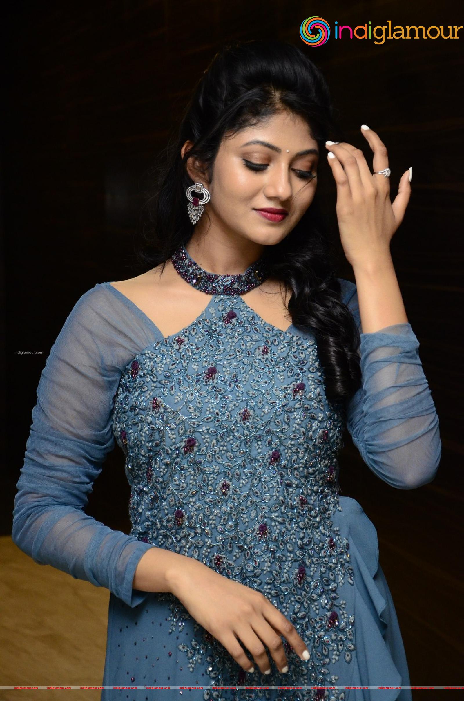 Drishya Raghunath Actress hd photo