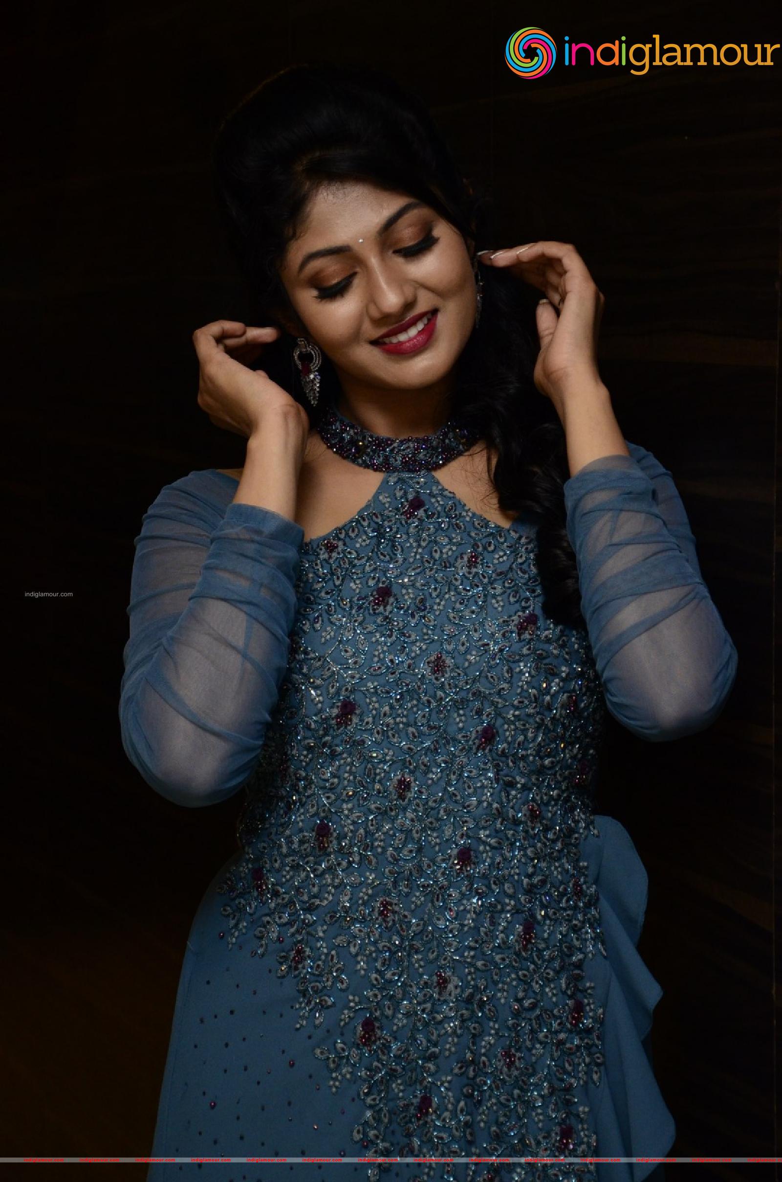 Drishya Raghunath Actress hd photo