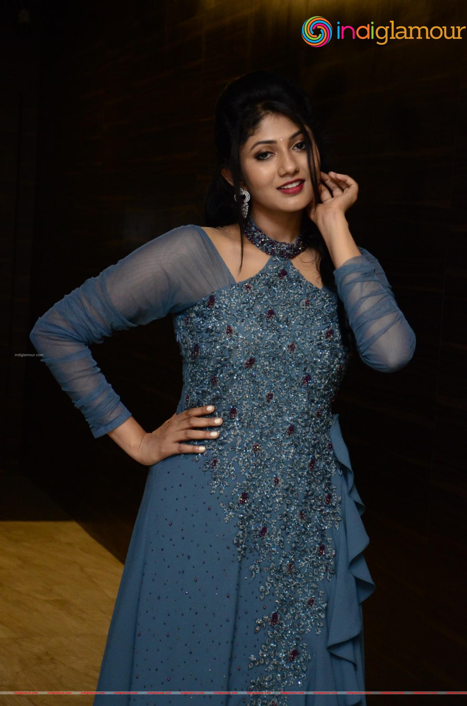 Drishya Raghunath Actress hd photo