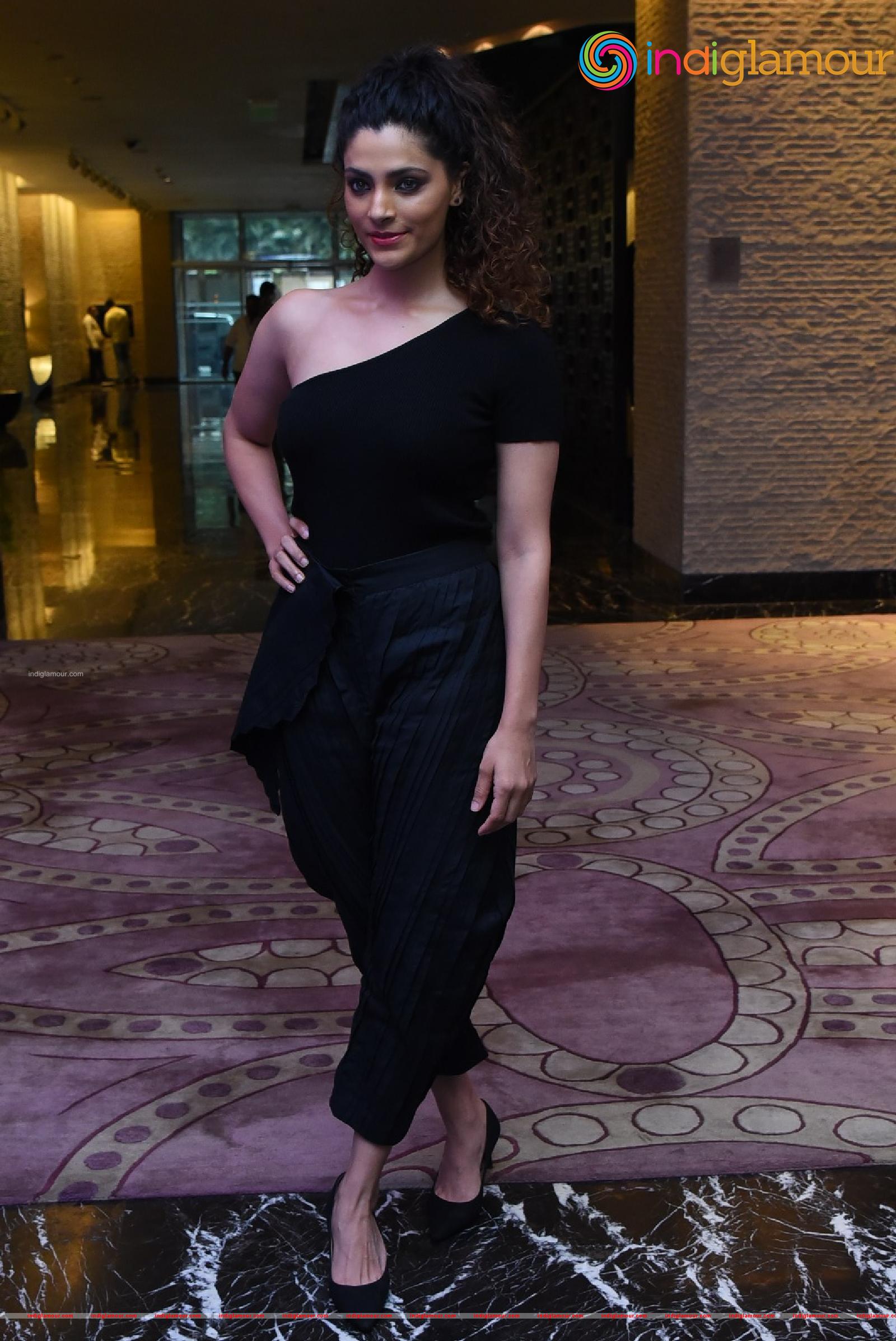 Saiyami Kher Actress hd photo
