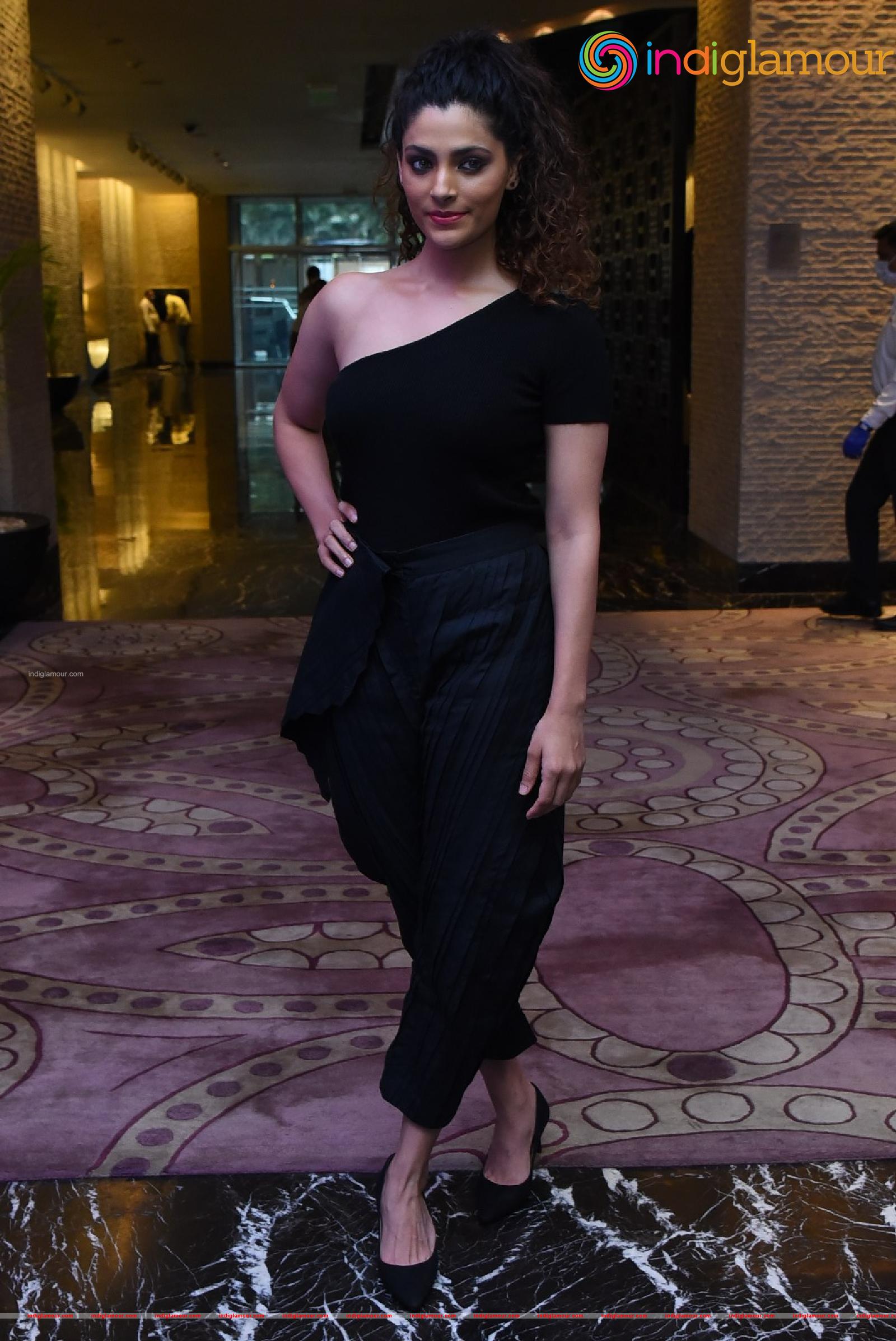 Saiyami Kher Actress hd photo